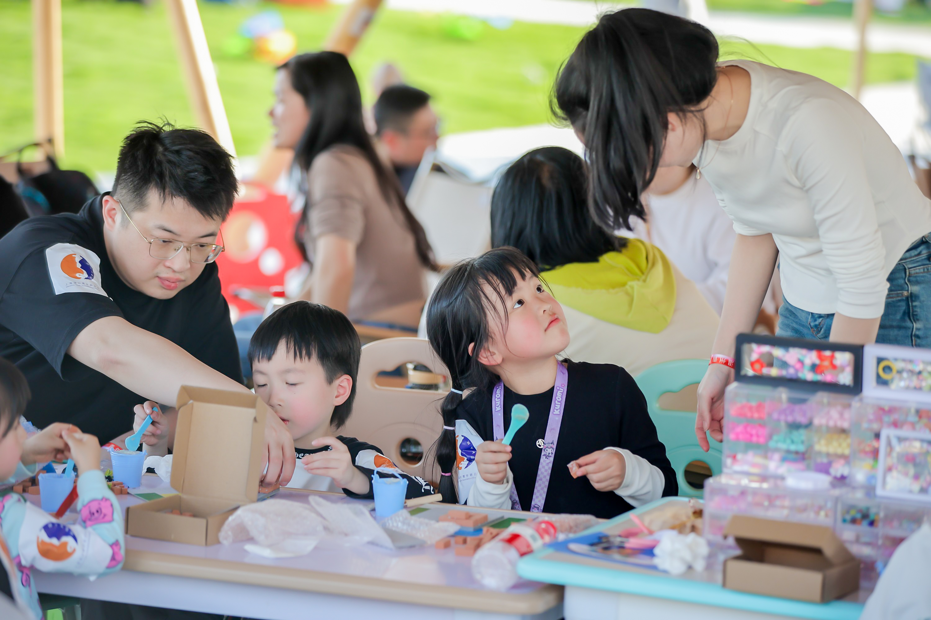 歡樂(lè)無(wú)限 暢享游樂(lè) | 凱奇集團(tuán)攜手上海溫州青年聯(lián)合會(huì)，舉辦趣味親子游園會(huì)